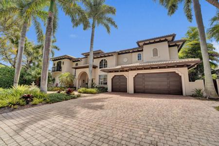 1212 E Lake Drive