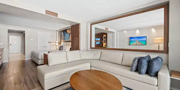 Image 3: Wood-finish flooring throughout, integrated ceilin