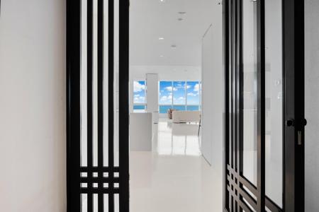 100 S Pointe Drive