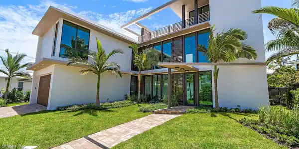390 Jupiter Lane