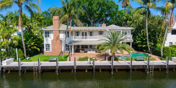 609 Coral Way