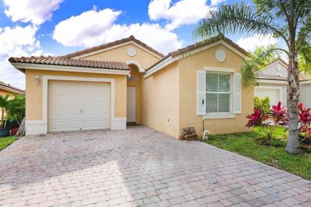 1020 SE 20th Rd