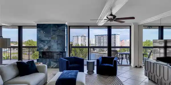 2900 NE 14th Street Cswy