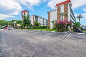 4500 N Flagler Drive