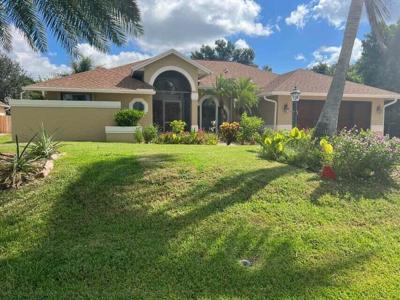 3129 SE Card Terrace SE