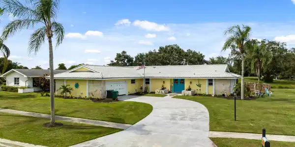 1851 SE Erwin Road