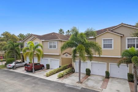 110 Lighthouse Circle