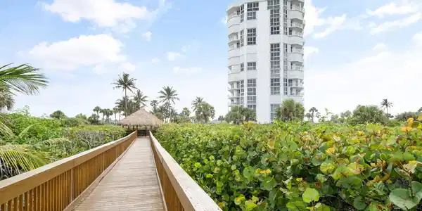 2700 N Highway A1a