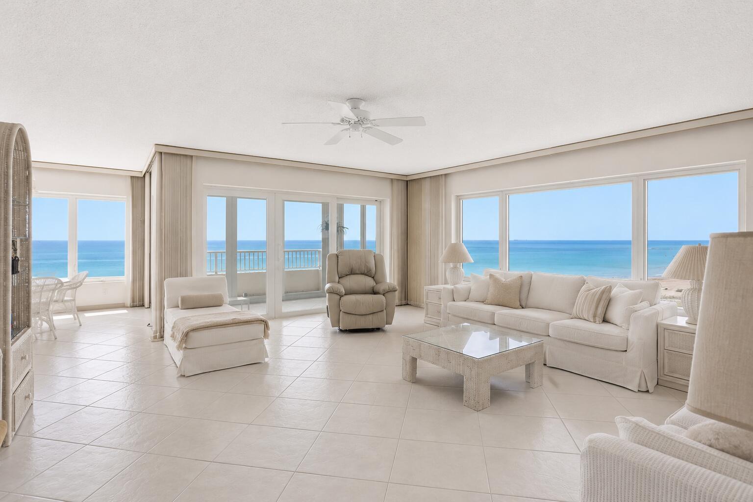 Image 3: Living Area
