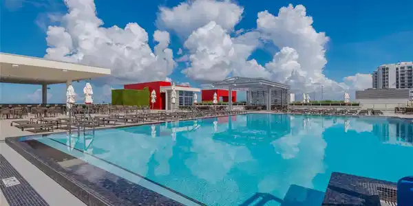 777 N Ocean Drive