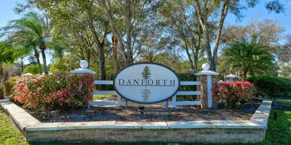 2095 SW Danforth Circle