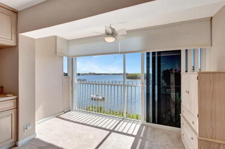 1810 New Palm Way