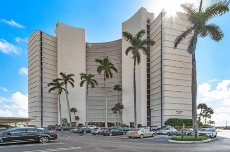 1200 S Flagler Drive