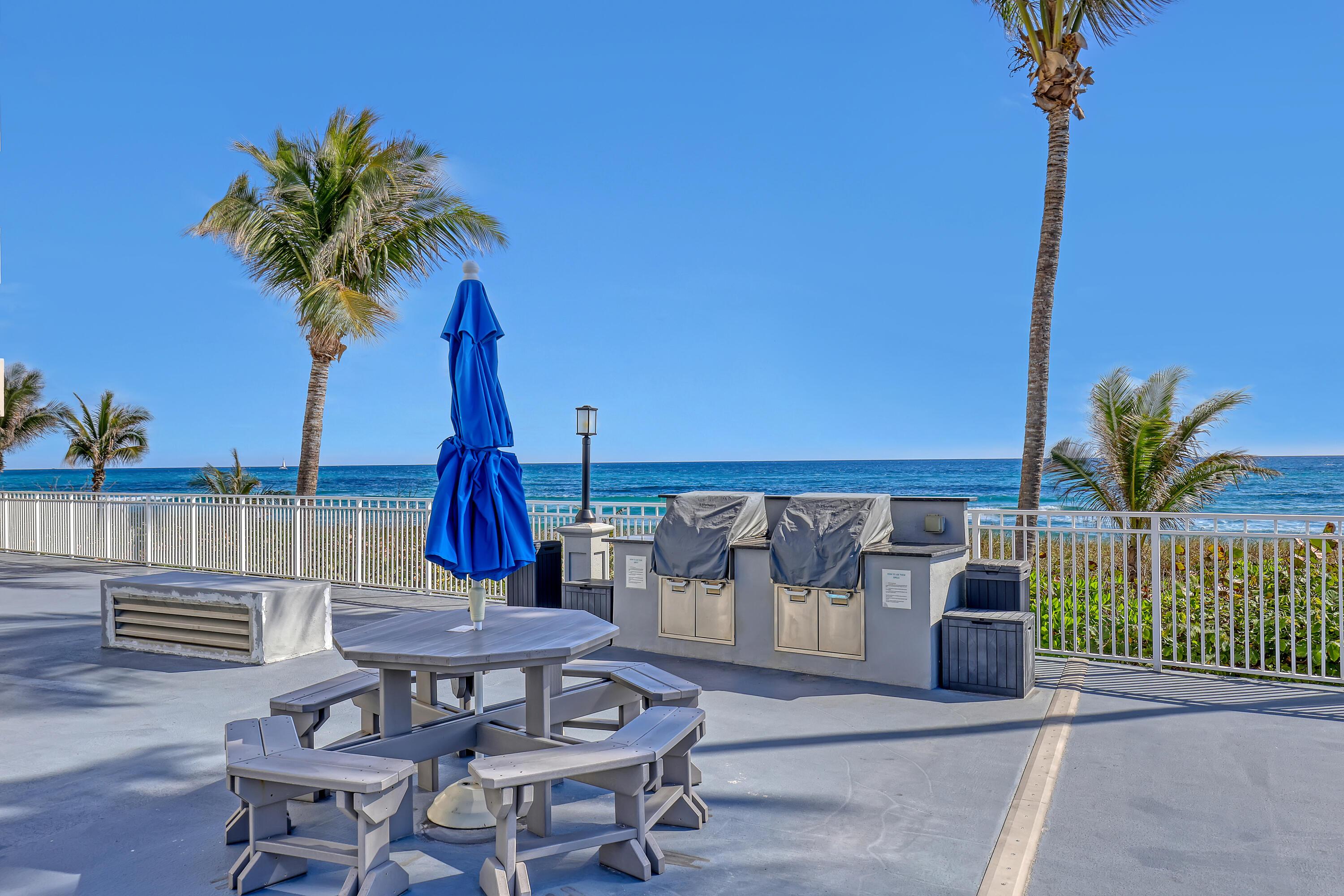 Image 2: Grilling Ocean-Front