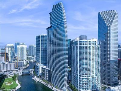 300 Biscayne Blvd Way