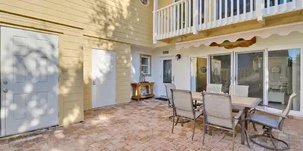 Image 3: Open Patio