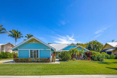 10570 SE Jupiter Narrows Drive