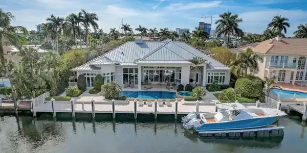 2523 Laguna Ter