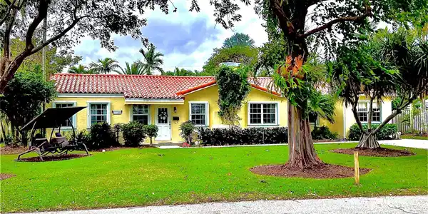 1425 Coral Ridge Dr