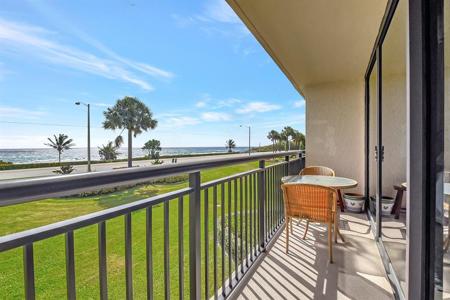 2727 N Ocean Boulevard