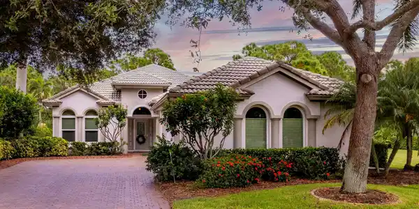 4579 NW Indian Oak Court