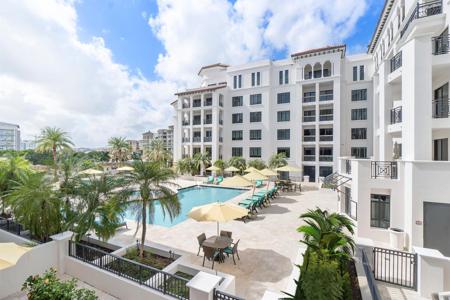 200 E Palmetto Park Road