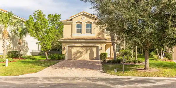 1573 SW Gopher Trail