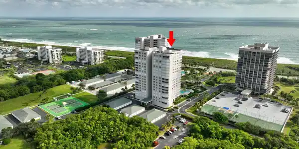 5049 N Highway A1a 601 N