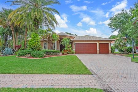 4698 SW Hammock Creek Dr