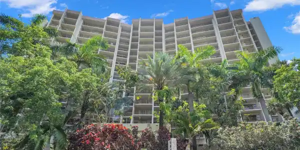 1800 S Ocean Blvd