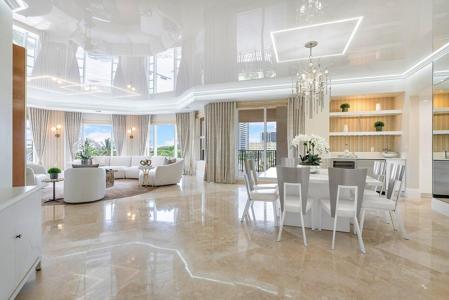 1 N Ocean Boulevard