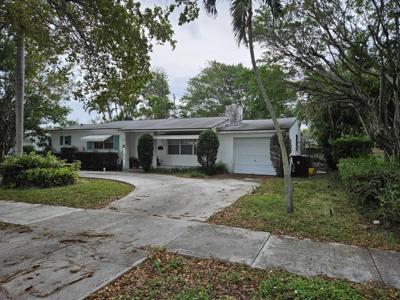 224 Forest Hill Boulevard
