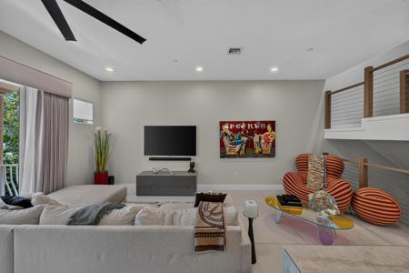 3224 NE 4th Street