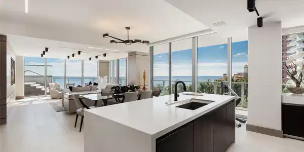 2200 N Ocean Blvd
