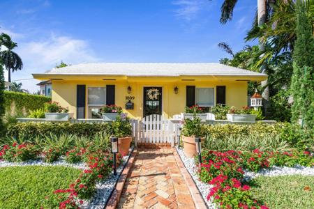 1009 Nassau Street