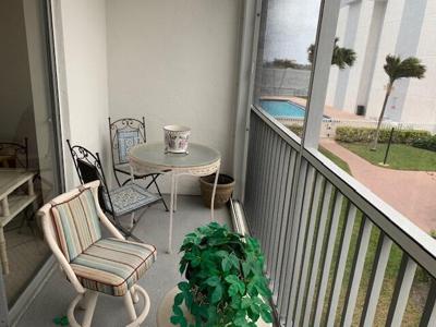 1502 S Lakeside Drive