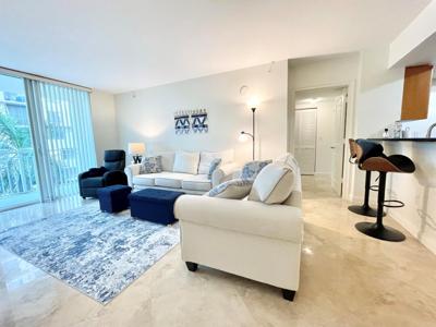 99 SE Mizner Boulevard