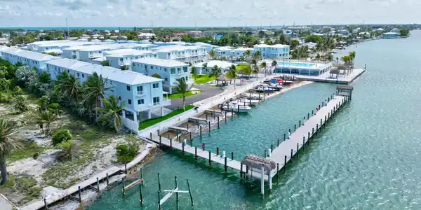 10877 Overseas Highway
