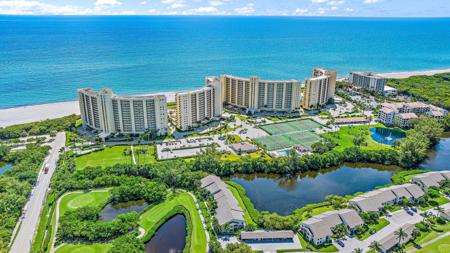 400 Ocean Trail Way