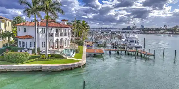 2775 Lake Drive