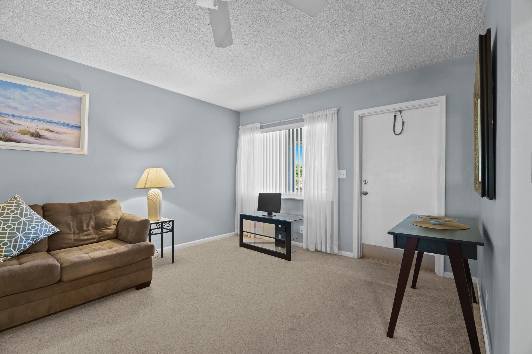 Image 4: Photo 4
