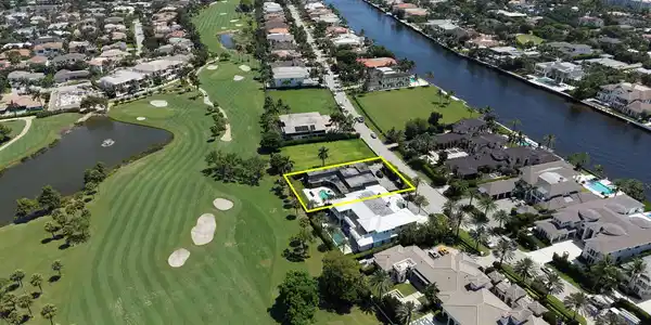 1877 Royal Palm Way