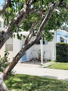 12 View Street