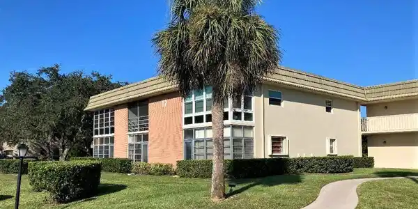 12 Vista Gardens Trail