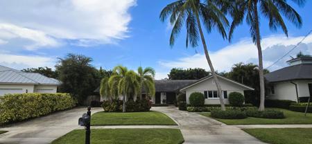 1568 Point Way