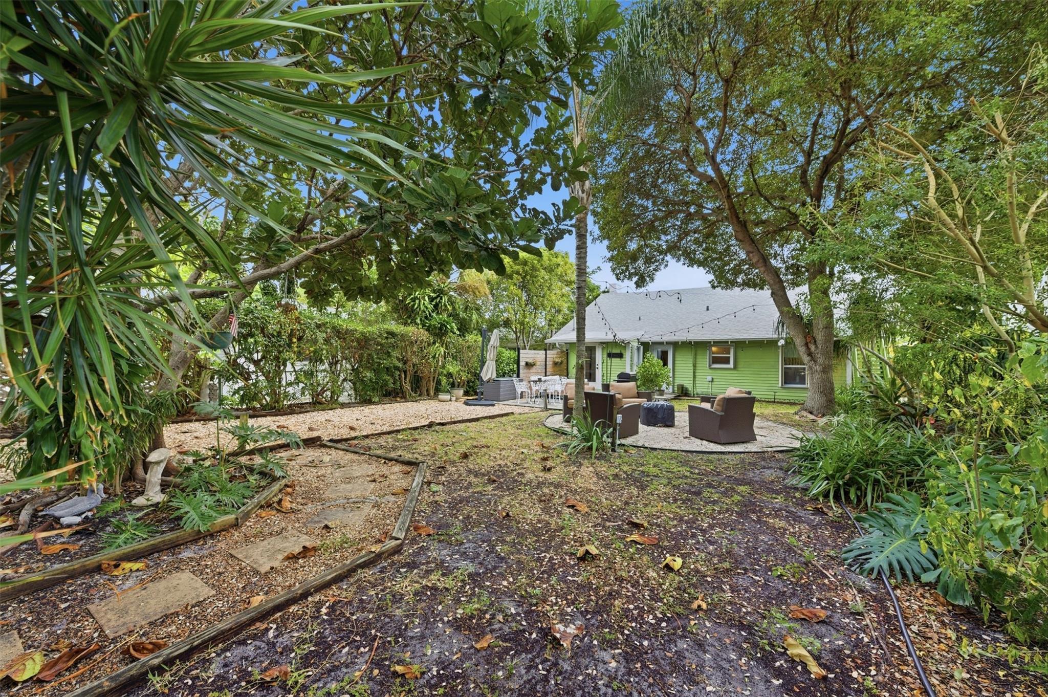 Image 4: Photo 3