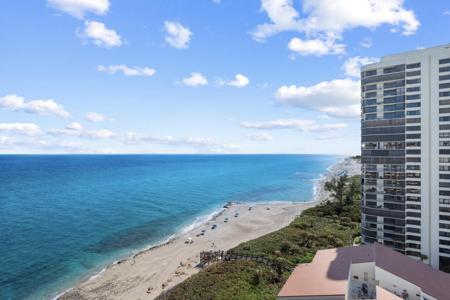 4200 N Ocean Drive