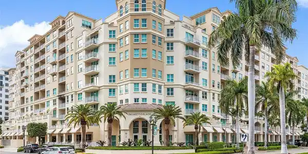 99 SE Mizner Boulevard