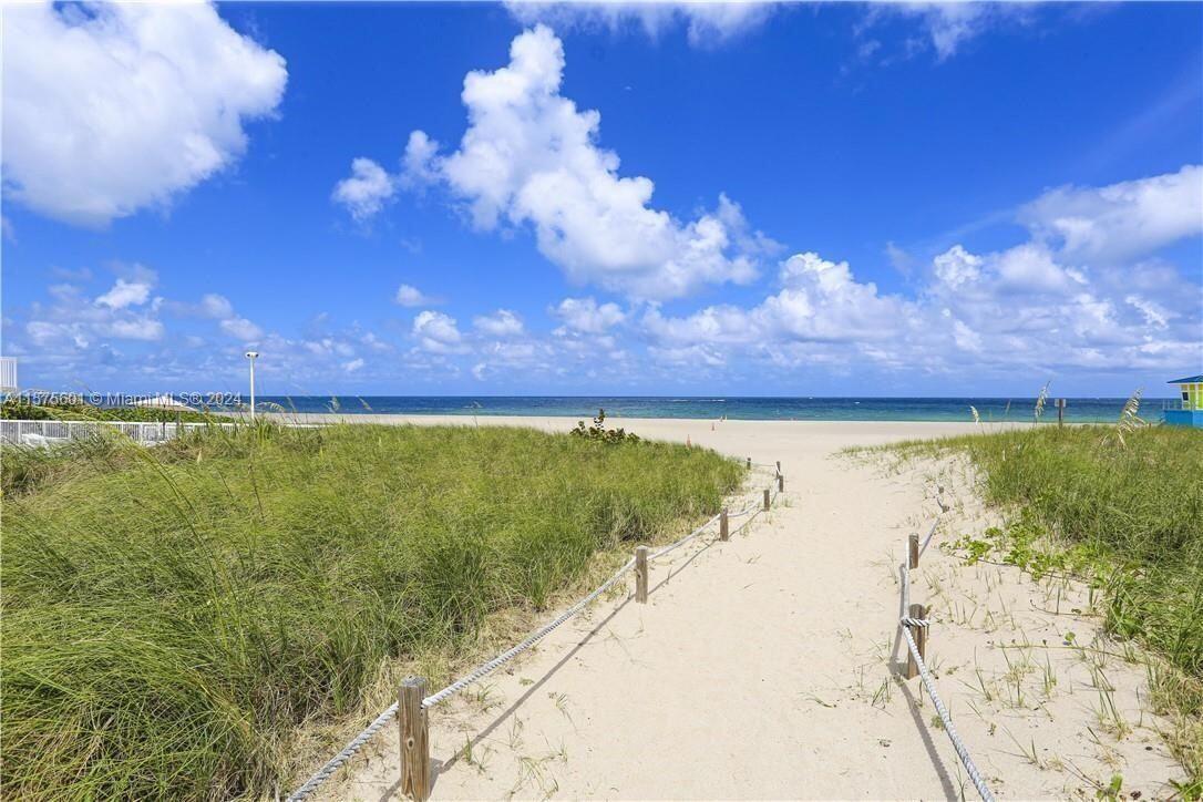 Image 2: 3-web-or-mls-3211-ne-8th-st-pompano-beac