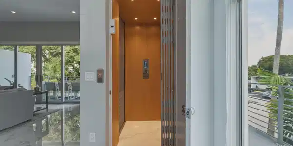 Image 4: Private Elevator